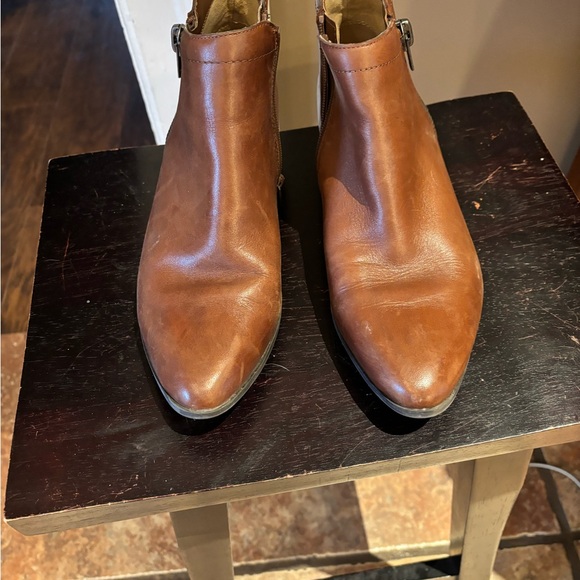 Brown leather ankle boots-size 9 - Picture 2 of 3